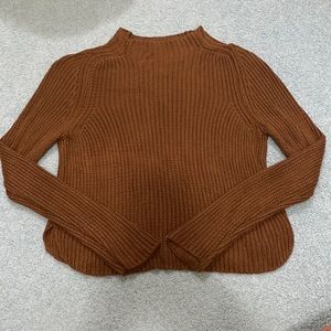 Cropped sweater